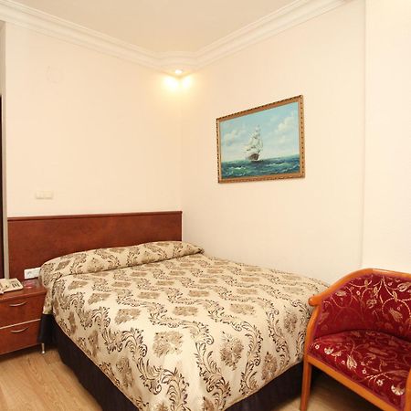 Turvan Hotel Estambul Exterior foto